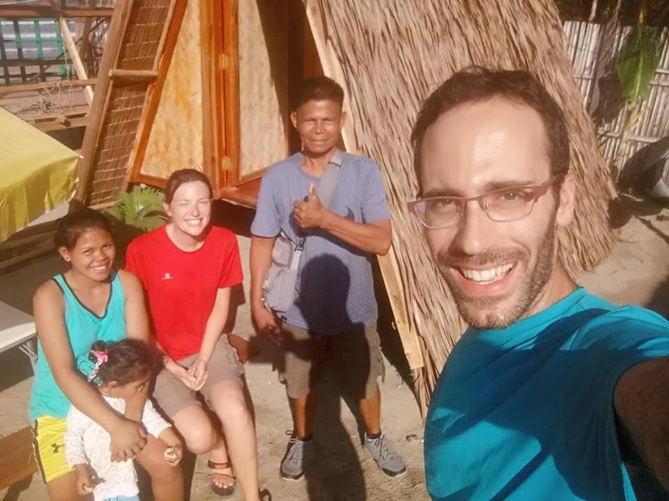 Отель Shalom Camp Эль-Нидо Экстерьер фото